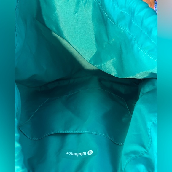 Lululemon Drawstring Bag - Picture 3 of 6